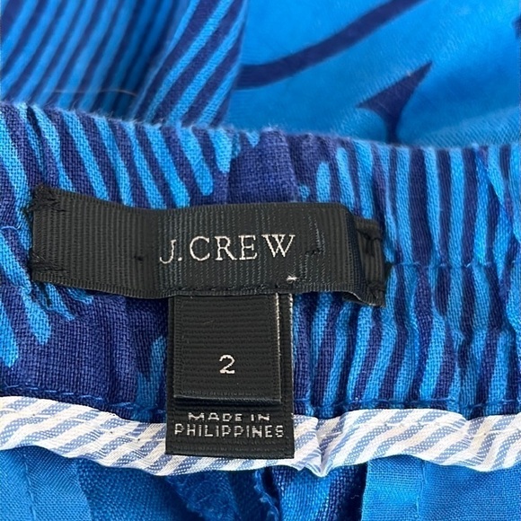 J. Crew 100% Linen Shorts Women's 2 Blue Geometric Print Inseam 3" Pockets Zip - Picture 3 of 11